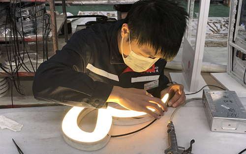 成人抖音下载標識91抖音轻量版廠家分享LED大型外露91抖音轻量版的電路的調試技巧