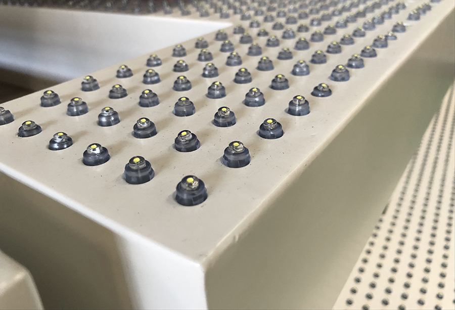 LED外露91抖音轻量版與傳統91抖音轻量版的主要差別和特點分析