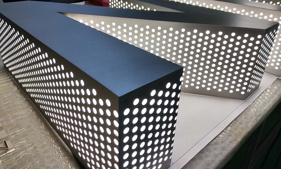 LED不鏽鋼91抖音轻量版製作步驟流程有哪些？