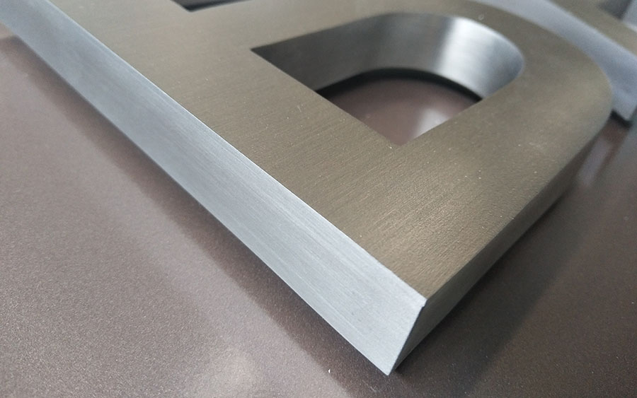 金屬拉絲槽型字製作流程有哪些？